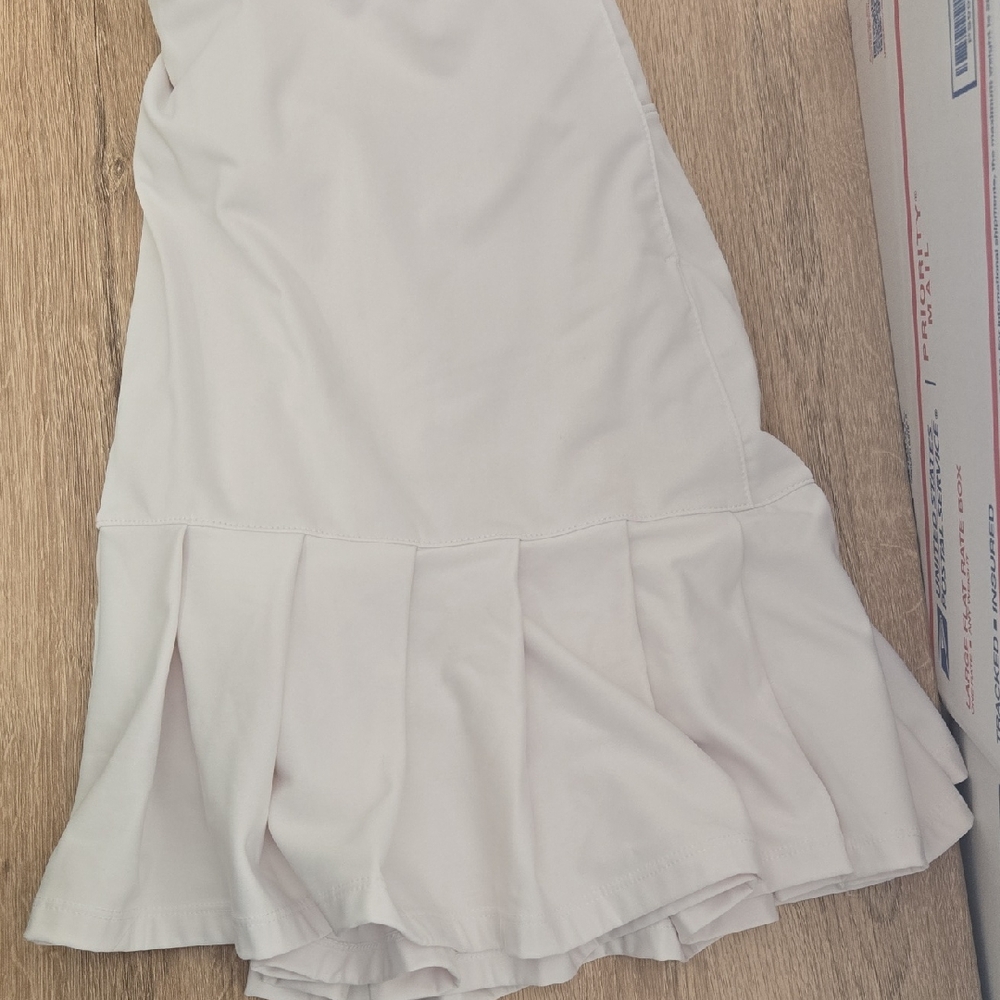 Lady Hagen White Pleated Skirt Sz M